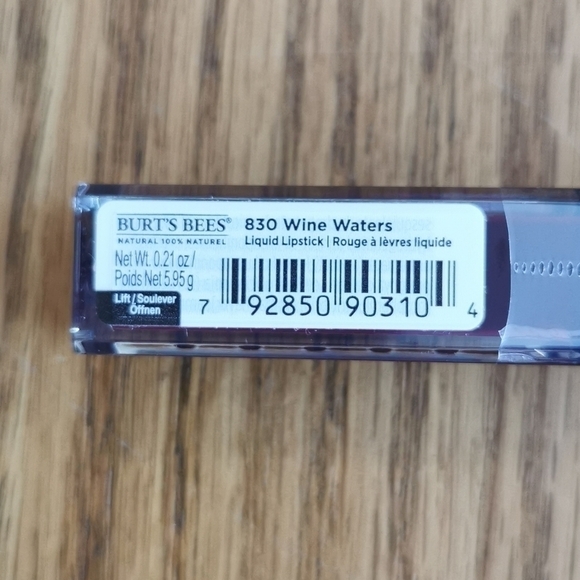 BURT'S Bees Liquid Lipstick Wine Waters New - Picture 3 of 6